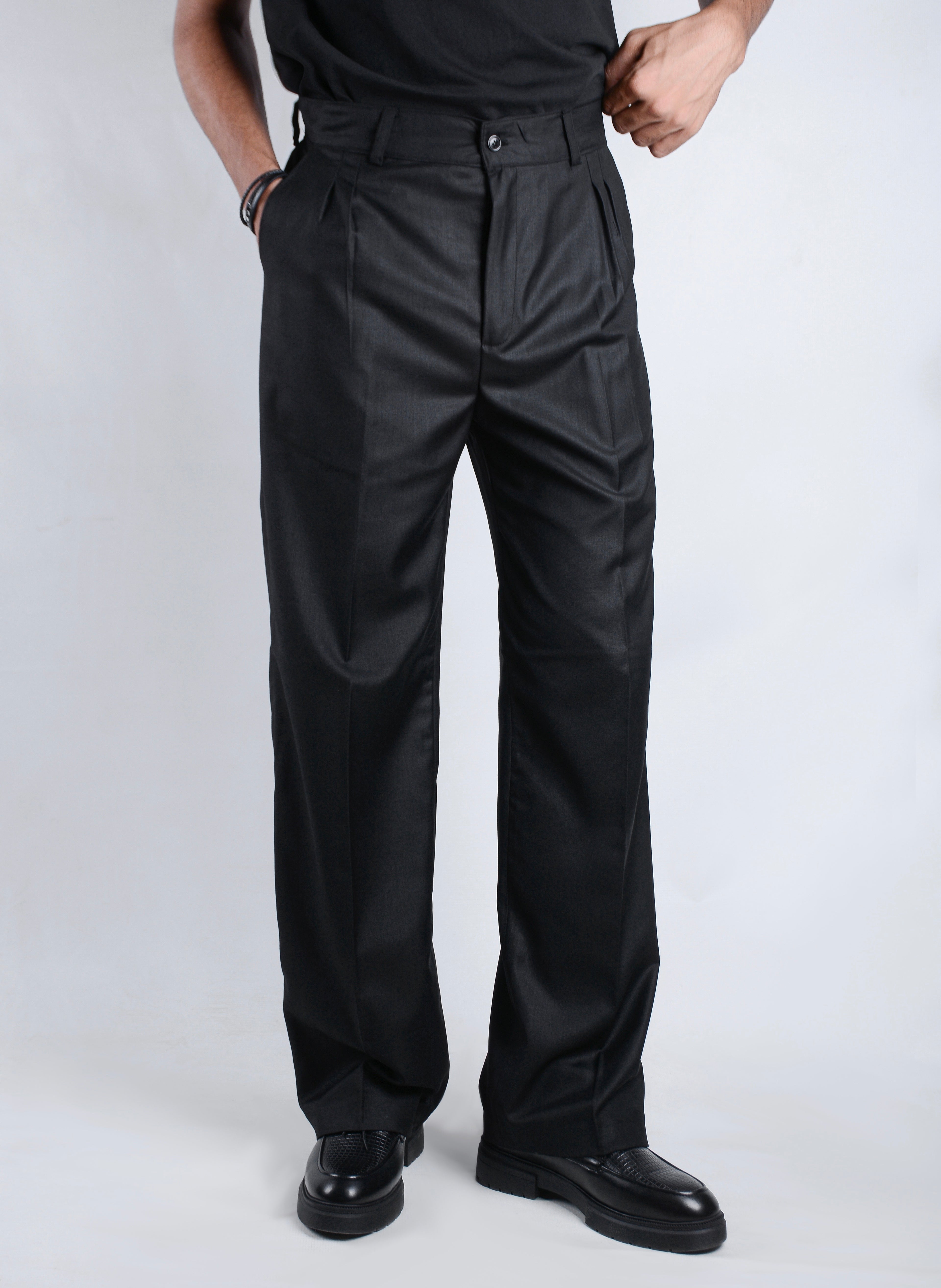 Tailored wide-leg pants- Black