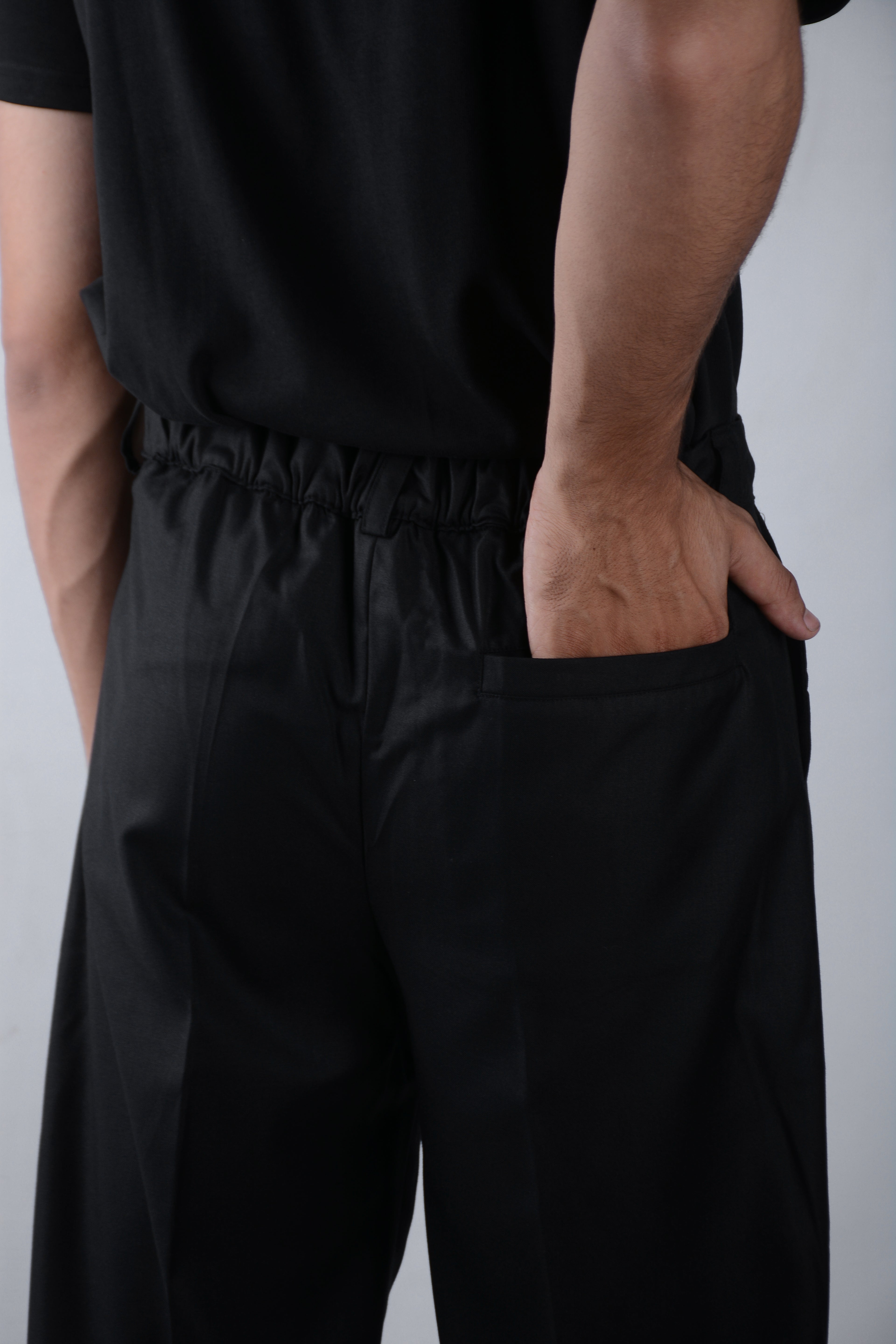Tailored wide-leg pants- Black