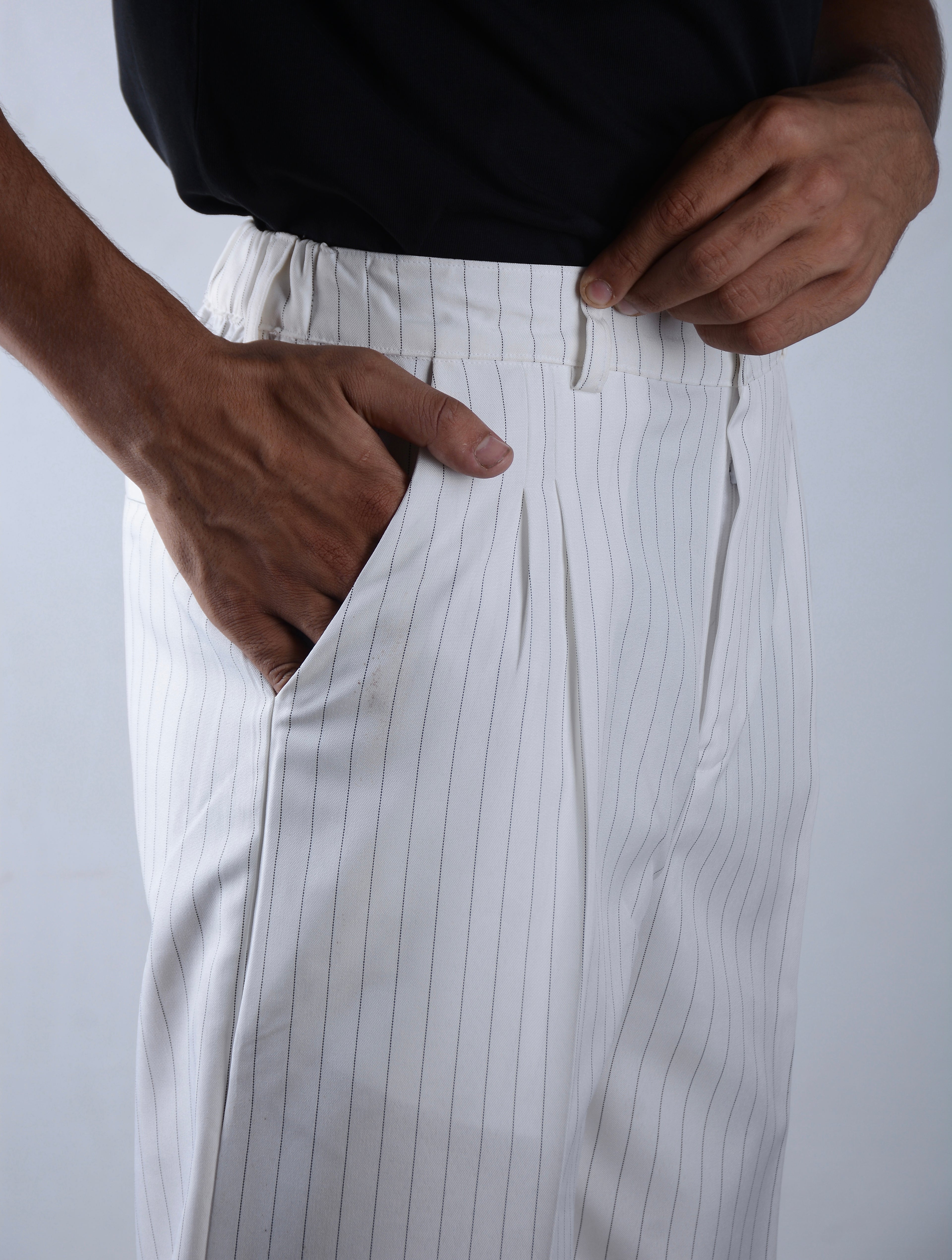 Pinstriped pants-white