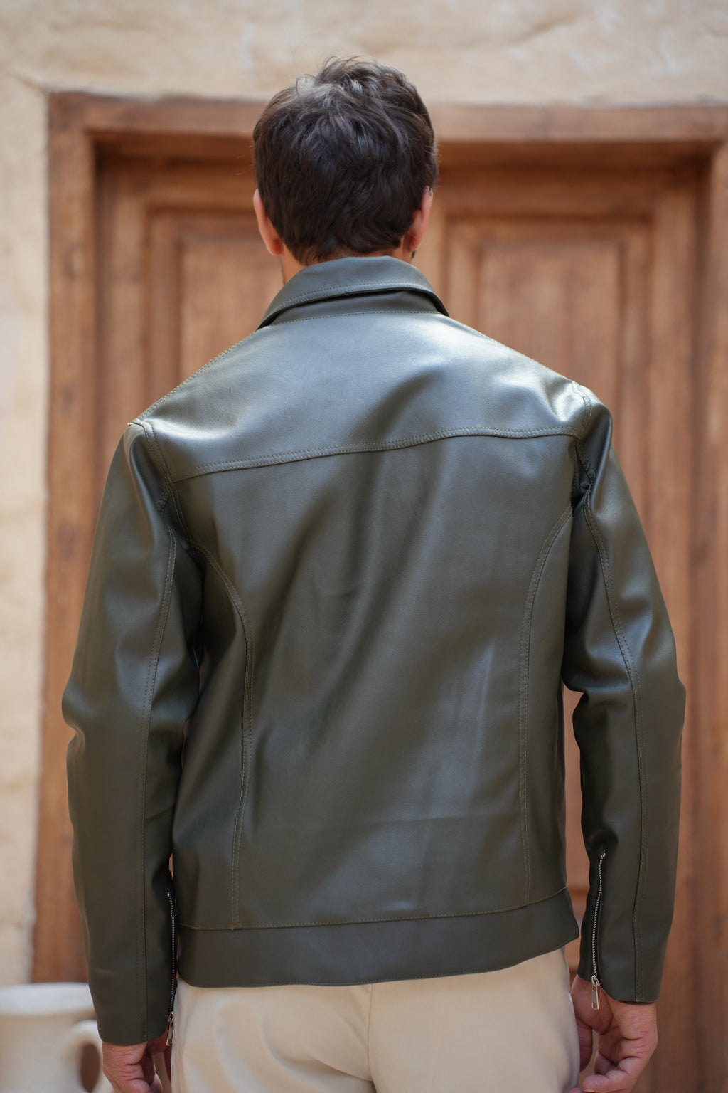 Classic Cropped Leather Jacket - Olive